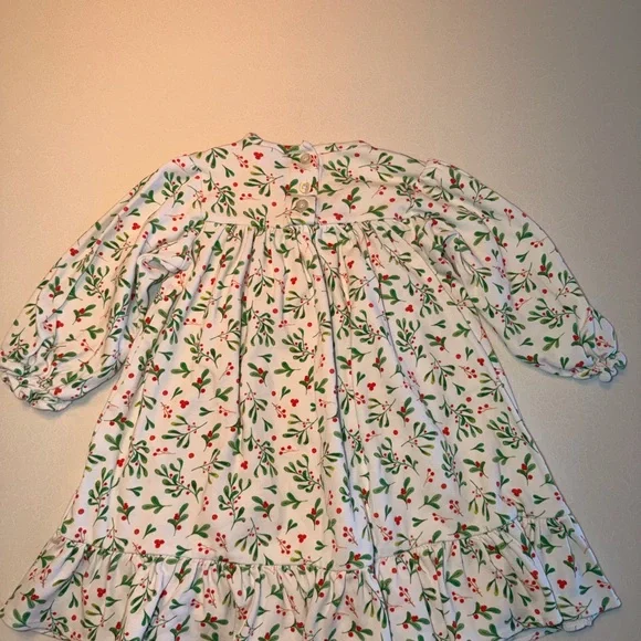 Eyelet and Ivy 3T! Christmas nightgown with Red Bow! Excellent condition! - Picture 4 of 4
